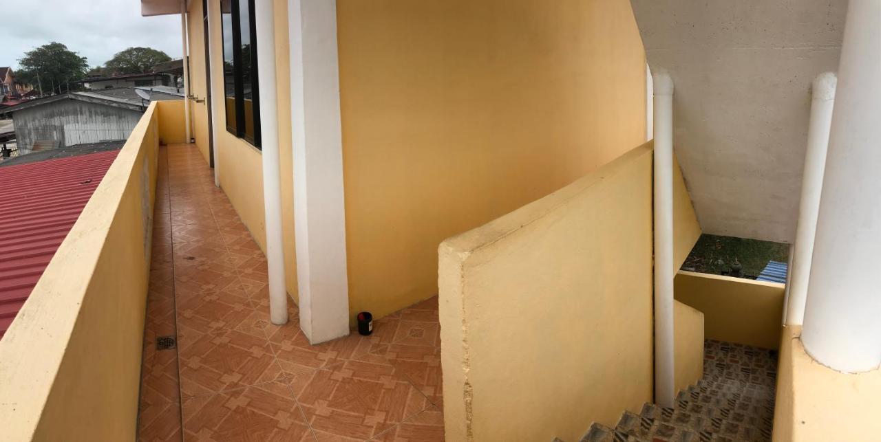 קמפונג קואלה בסוט Rumah Hentian Ayah מראה חיצוני תמונה
